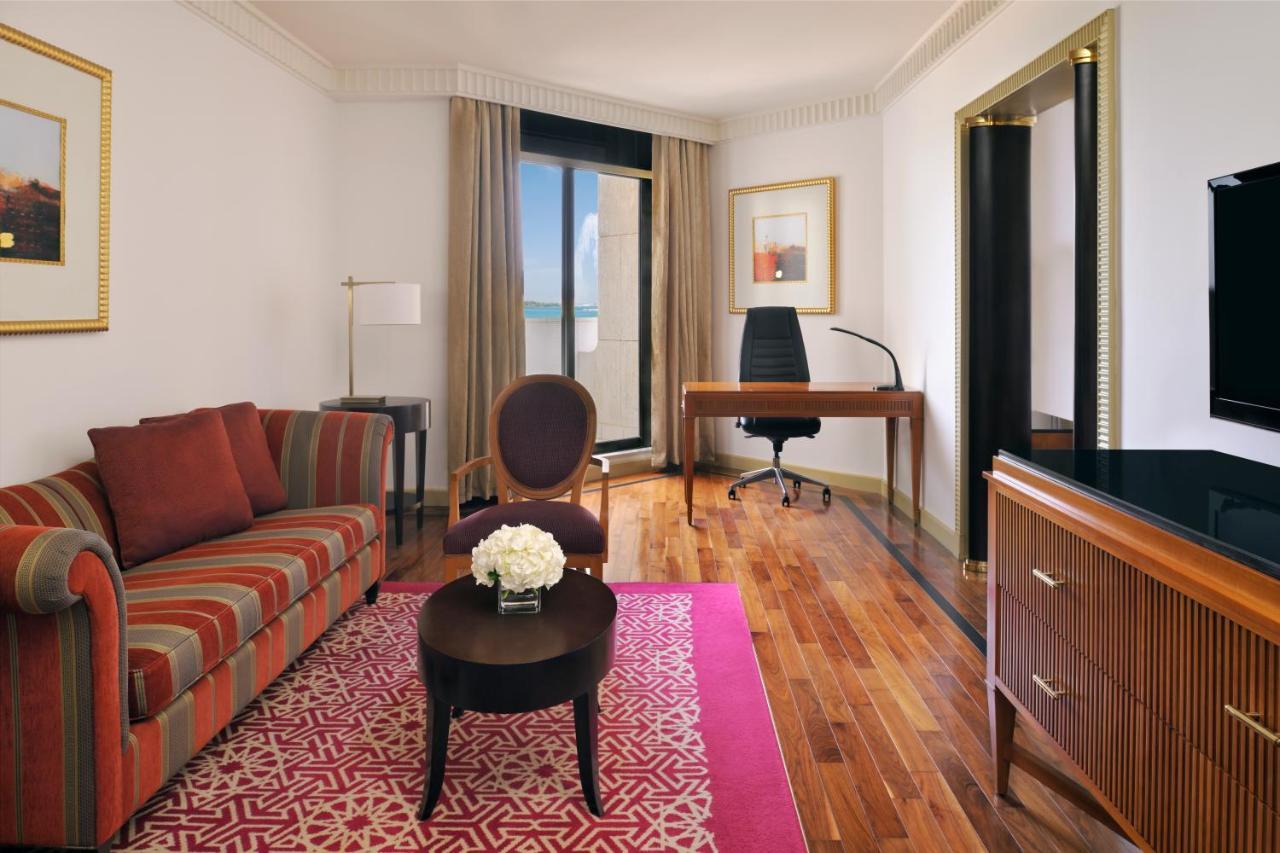 Intercontinental Jeddah, An Ihg Jeddah